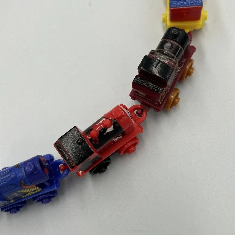 Mattel Thomas The Train & Friends Mini Halloween Set (16) Train Cars Super Heros